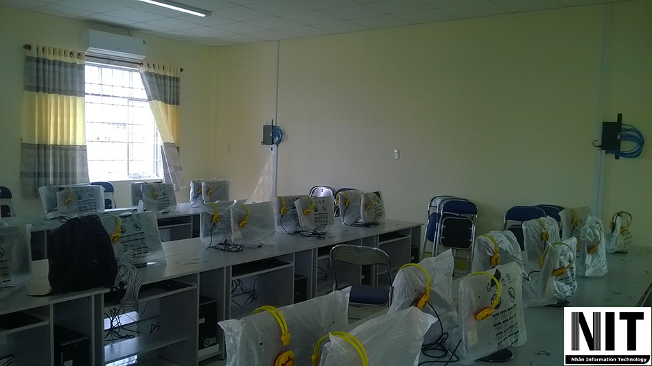 Phòng máy Trường Tiểu Học Phan Bội Châu - Ninh Kiều - Cần Thơ